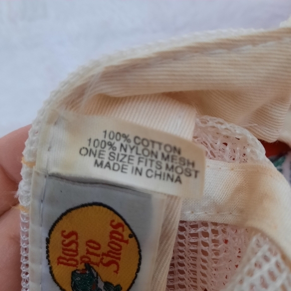 Bass Pro Shops red embroidered mesh snapback trucker hat - Picture 13 of 13